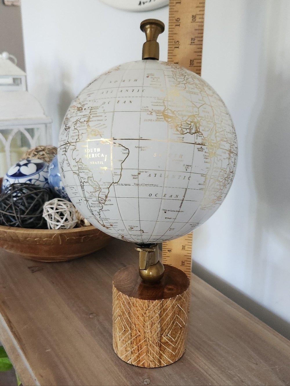 ​🌎 Elegant White & Gold Decorative Desktop Globe 15 Inches Tall Executive Look - Picture 14 of 16
